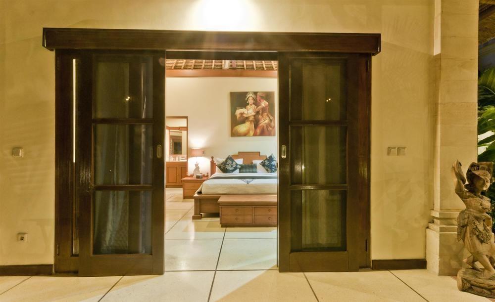 Villa Krisna Seminyak  Exterior photo