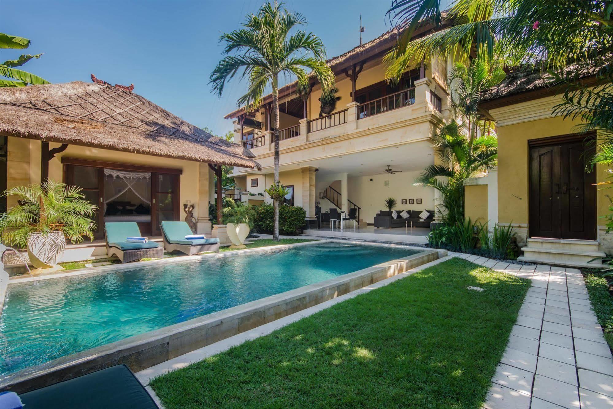 Villa Krisna Seminyak  Exterior photo