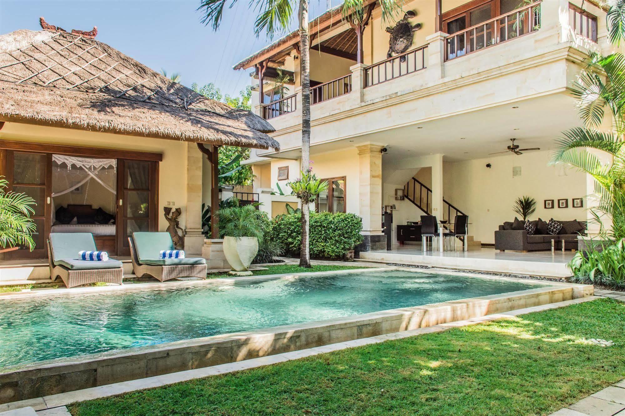 Villa Krisna Seminyak  Exterior photo